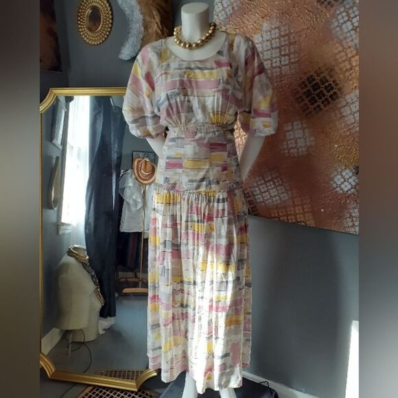 Moon River Viscose Blend Voluminous Maxi Dress - Picture 6 of 16